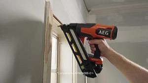 bunnings-t-6878714091_aeg_18v_f-rapid_nailer-range-px.mp4